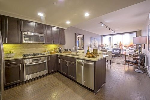 Foto del edificio - 770 Preston St