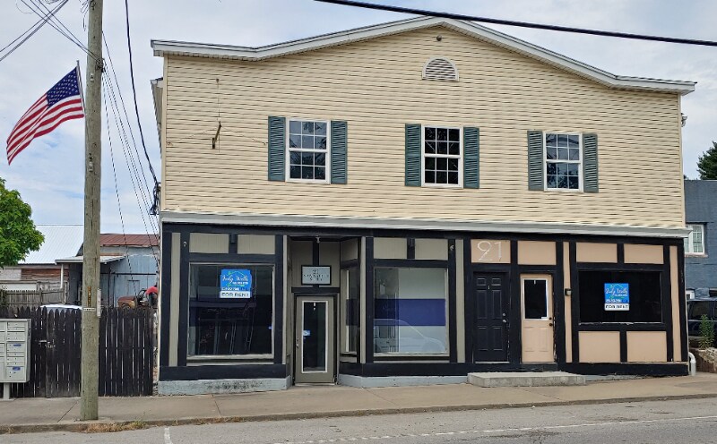 Primary Photo - 28 Broadway St