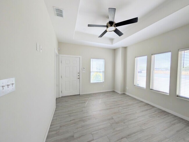 Building Photo - 1320 N McColl Rd