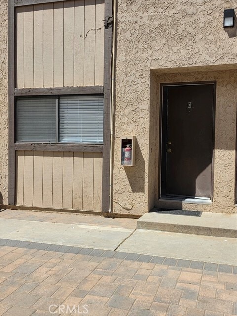 Building Photo - 438 E Ave Q7