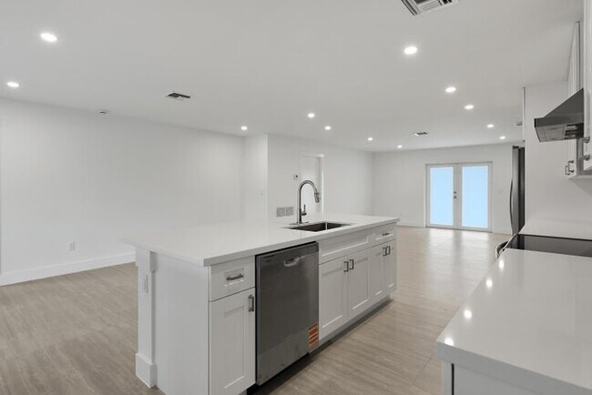 Foto del edificio - 13177 47th Ct N