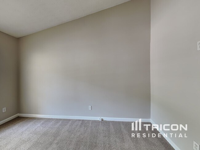 Foto del edificio - 3886 Ligney Creek Ct