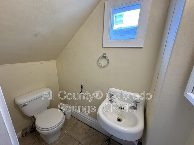 Foto del edificio - 815 N Nevada Ave