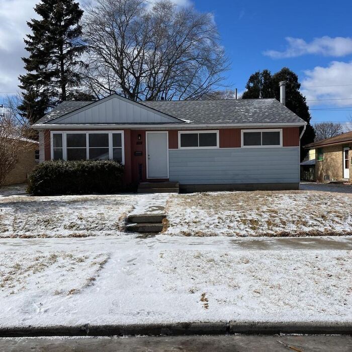 Primary Photo - 3 Bedroom Ranch Style Home