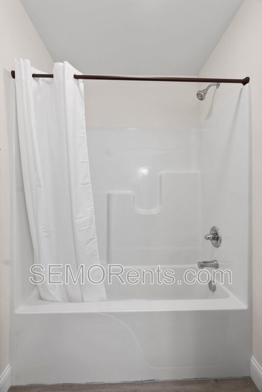 Foto del edificio - 42 Point Dr