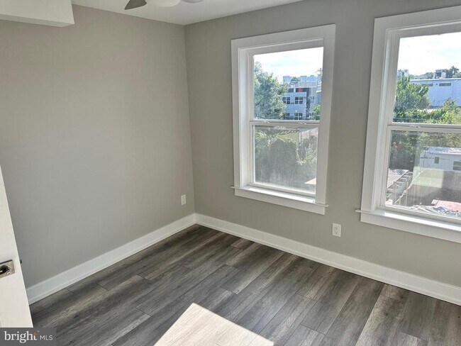 Foto del edificio - 2240 N 2nd St