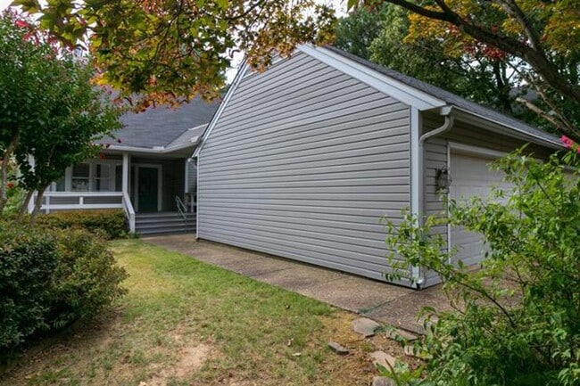 Building Photo - QUESTIONS PLEASE CONTACT LANCE GARNER 501-...
