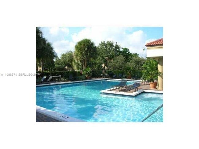 Foto del edificio - 2550 SW 18th Terrace