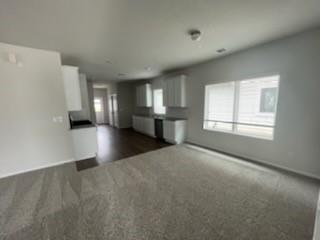 Foto del edificio - 157 Mammoth Dr