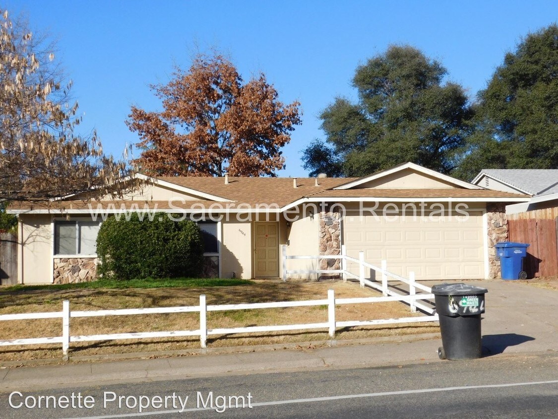 4 br, 2 bath House 6944 Woodmore Oaks Dr House Rental in Orangevale