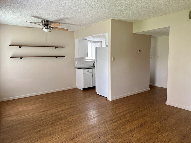 Foto del edificio - 3438 Willowrun Dr