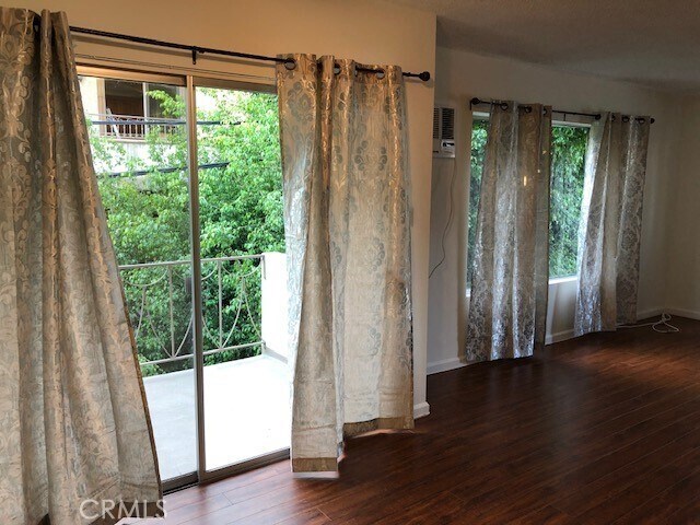 Foto del edificio - 1607 Greenfield Ave