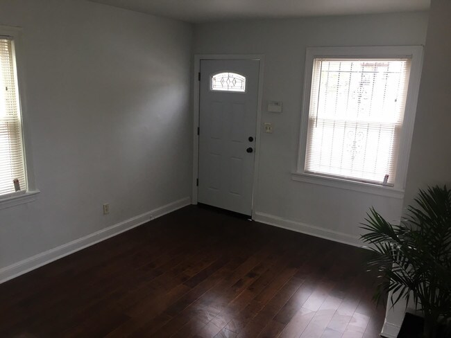 Foto del edificio - 1441 Holbrook St NE