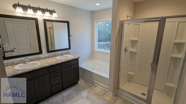 Foto del edificio - 326 Joann Lewis Ln