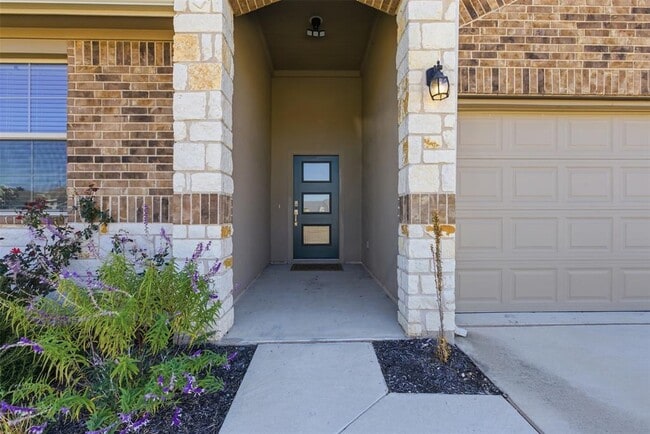 Building Photo - 17828 Bassano Ave