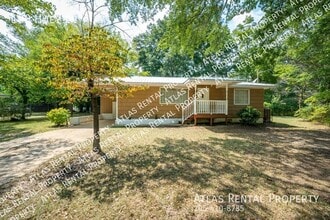 Building Photo - 109 Huey Ln