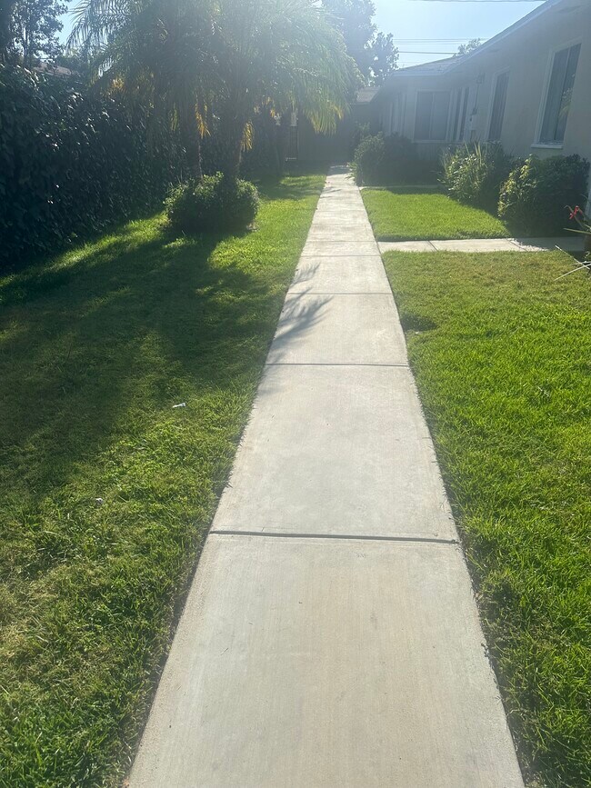 Foto del edificio - 223 N Florence St