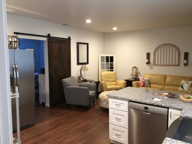 Building Photo - 3533 Dorwil Ct