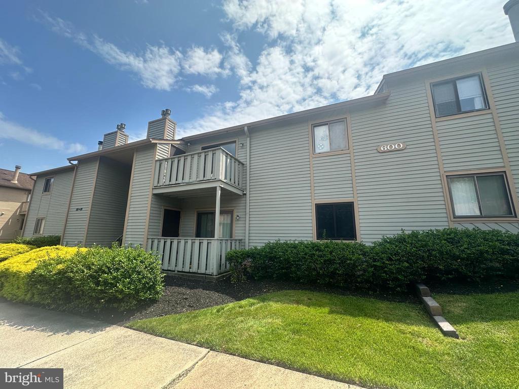 Foto principal - 610 Woodhollow Dr