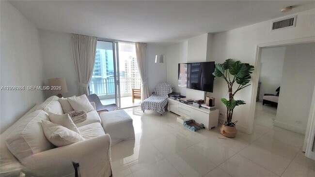 Foto del edificio - 701 Brickell Key Blvd
