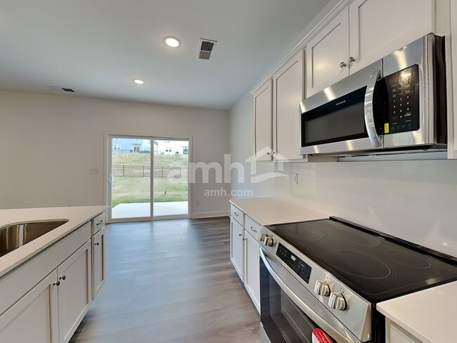 Building Photo - 3530 Jefferson Cor Ln