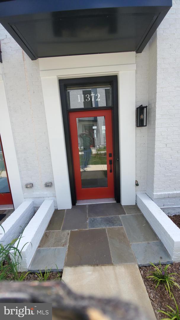 Foto del edificio - 11372 Emerald Park Rd