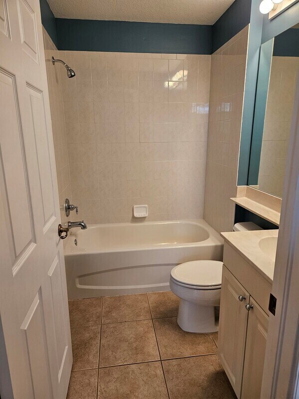 Foto del edificio - 5465 Whispering Willow Way