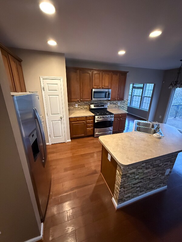 Foto principal - 144 Executive Cir