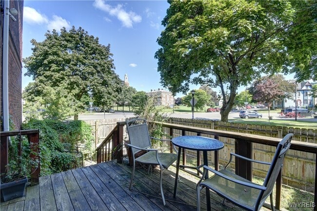 Building Photo - 54 Normal St