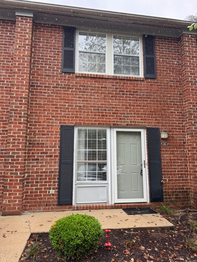 Building Photo - 113 Coleridge Ct