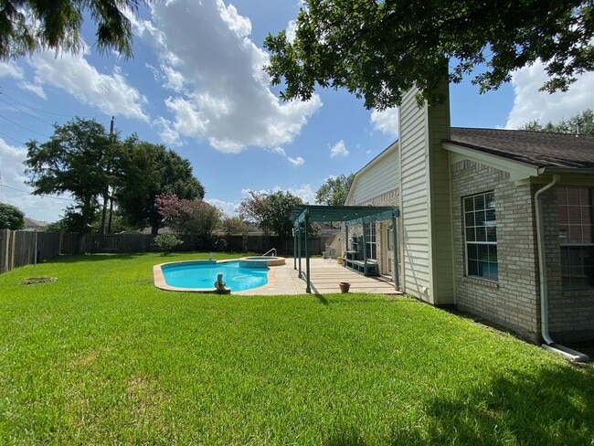 Building Photo - 20002 Crossvine Trail Ln
