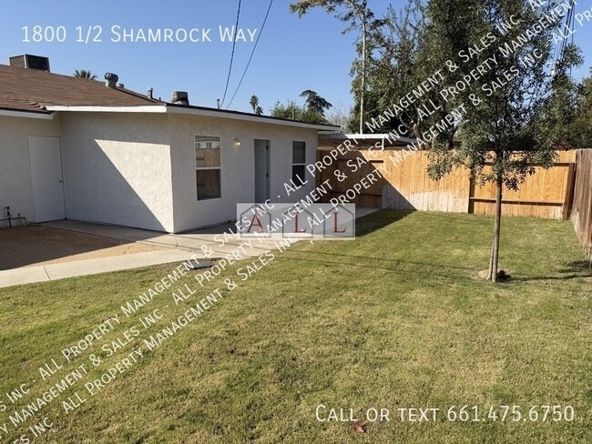 Foto del edificio - 1800 Shamrock Wy