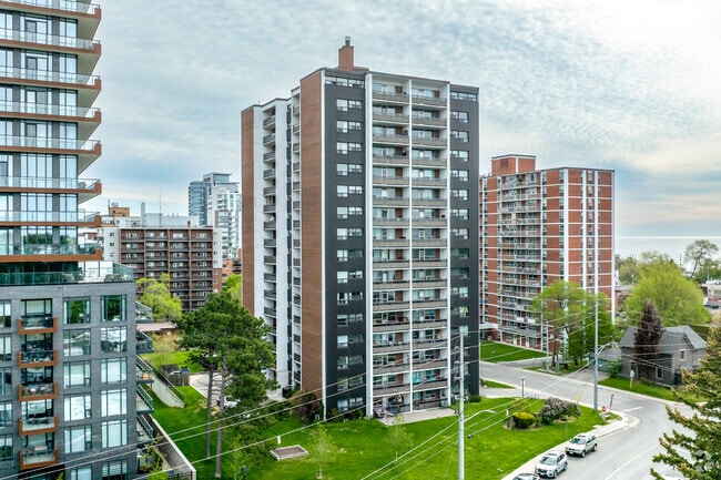 Building Photo - 30 High Street East