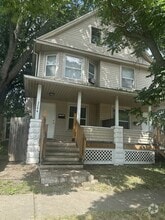 Building Photo - 3244 W 92nd St