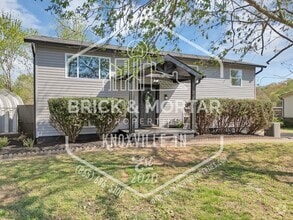 Building Photo - 1903 Huber Ct