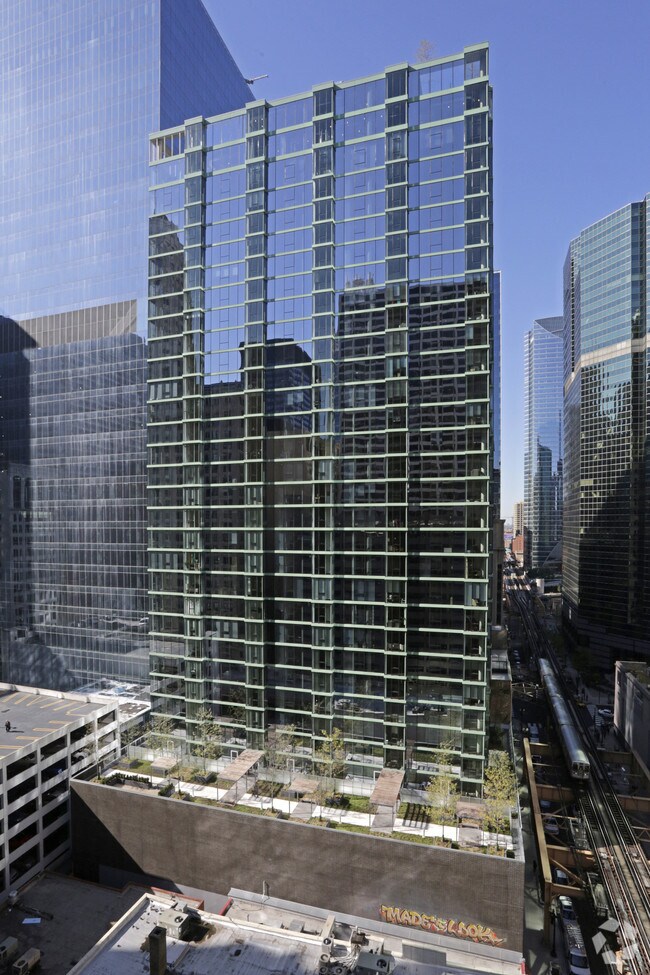 Linea Apartments Apartments Chicago, IL