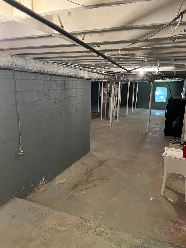 Foto del edificio - 2521 N Bryan Cir