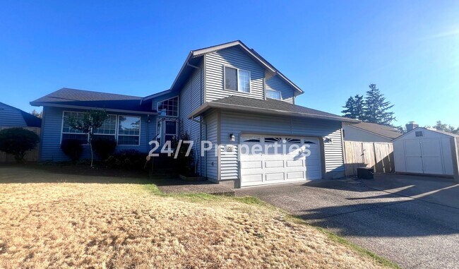 Building Photo - 4BD I 3BA - Gresham Home!