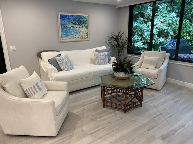 Foto del edificio - 1556 S Ocean Ln