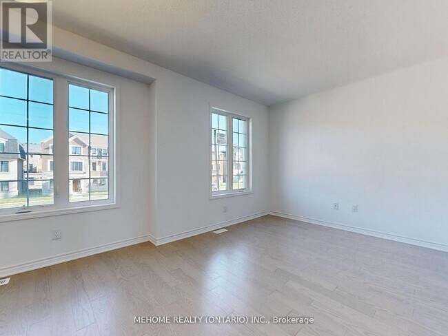 Building Photo - 1371 William Halton Pkwy