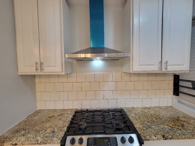 Foto del edificio - 5225 Linden Heights Ave