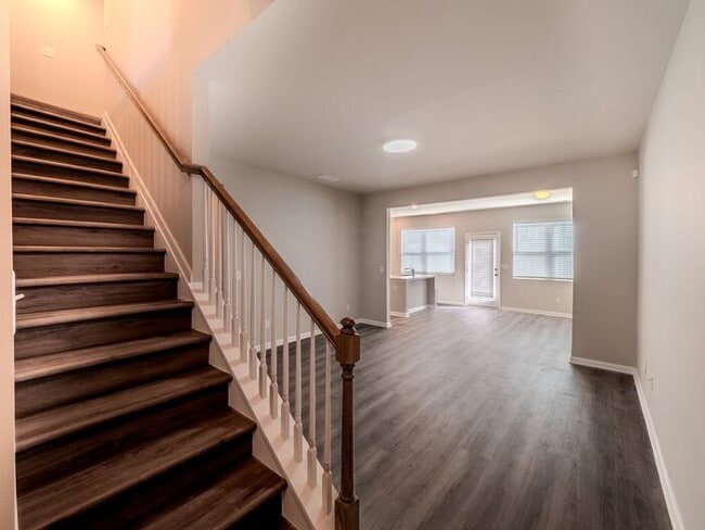 Foto del edificio - 213 Turner Ln