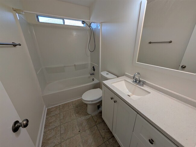 Foto del edificio - 11726 Rolling Stream Dr