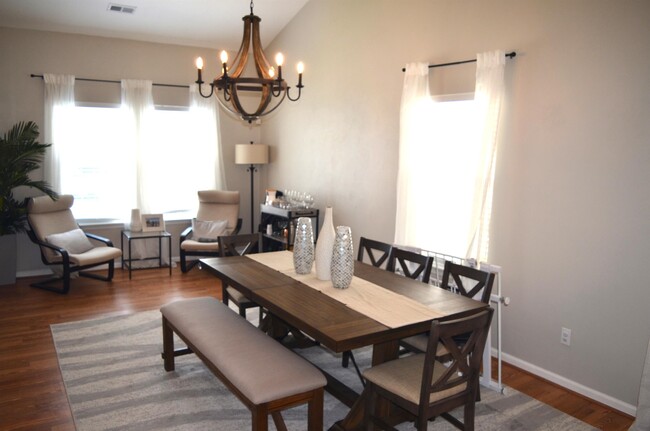 Building Photo - 3108 Guardhouse Cir