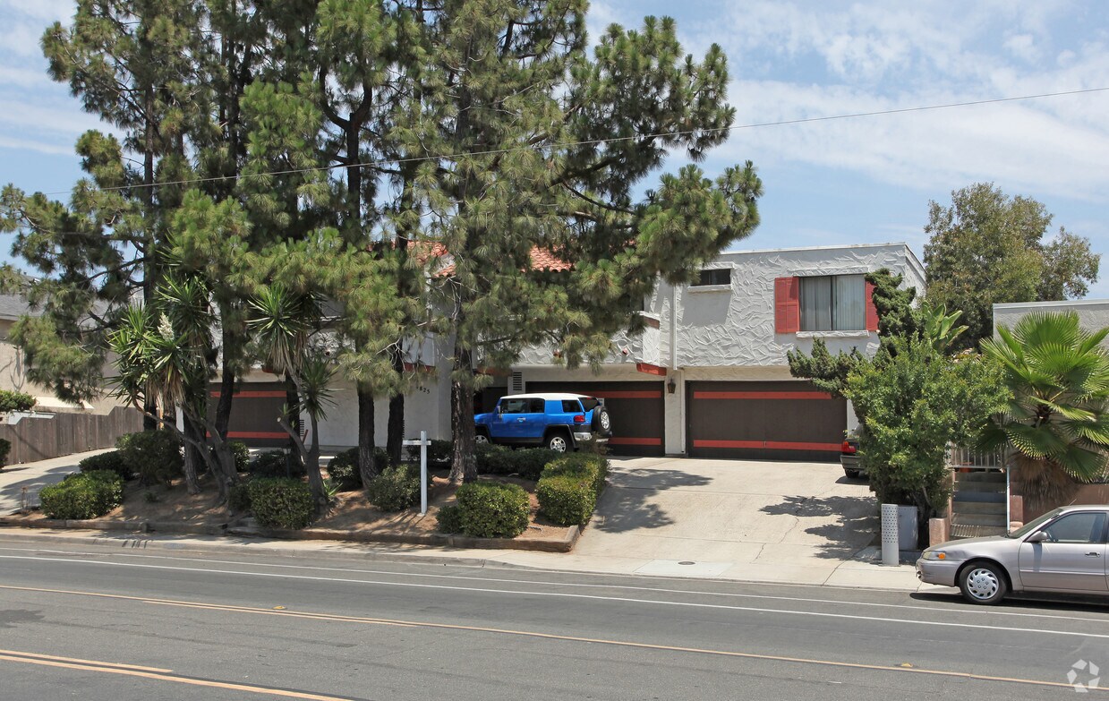 Building Photo - 4825 70th St
