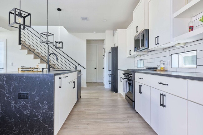 Building Photo - 4615 S 2nd St