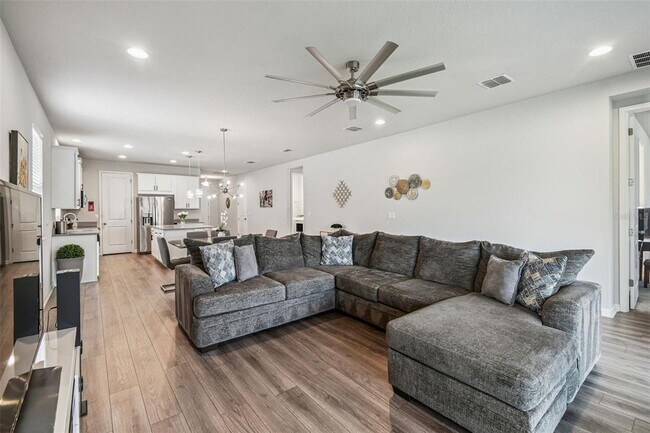 Foto del edificio - 11514 Cedar Valley Dr
