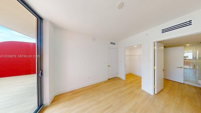 Foto del edificio - 90 NE 32nd St