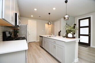 Building Photo - 4212 Lyons Fall Ln