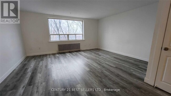 Building Photo - 105-105 Twenty Fifth St